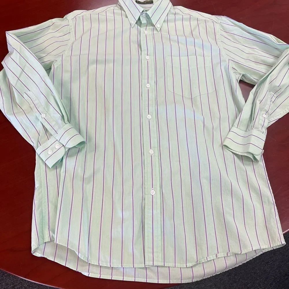 Orvis Signature Collection Green & Purple Button Down Shirt sz M EUC